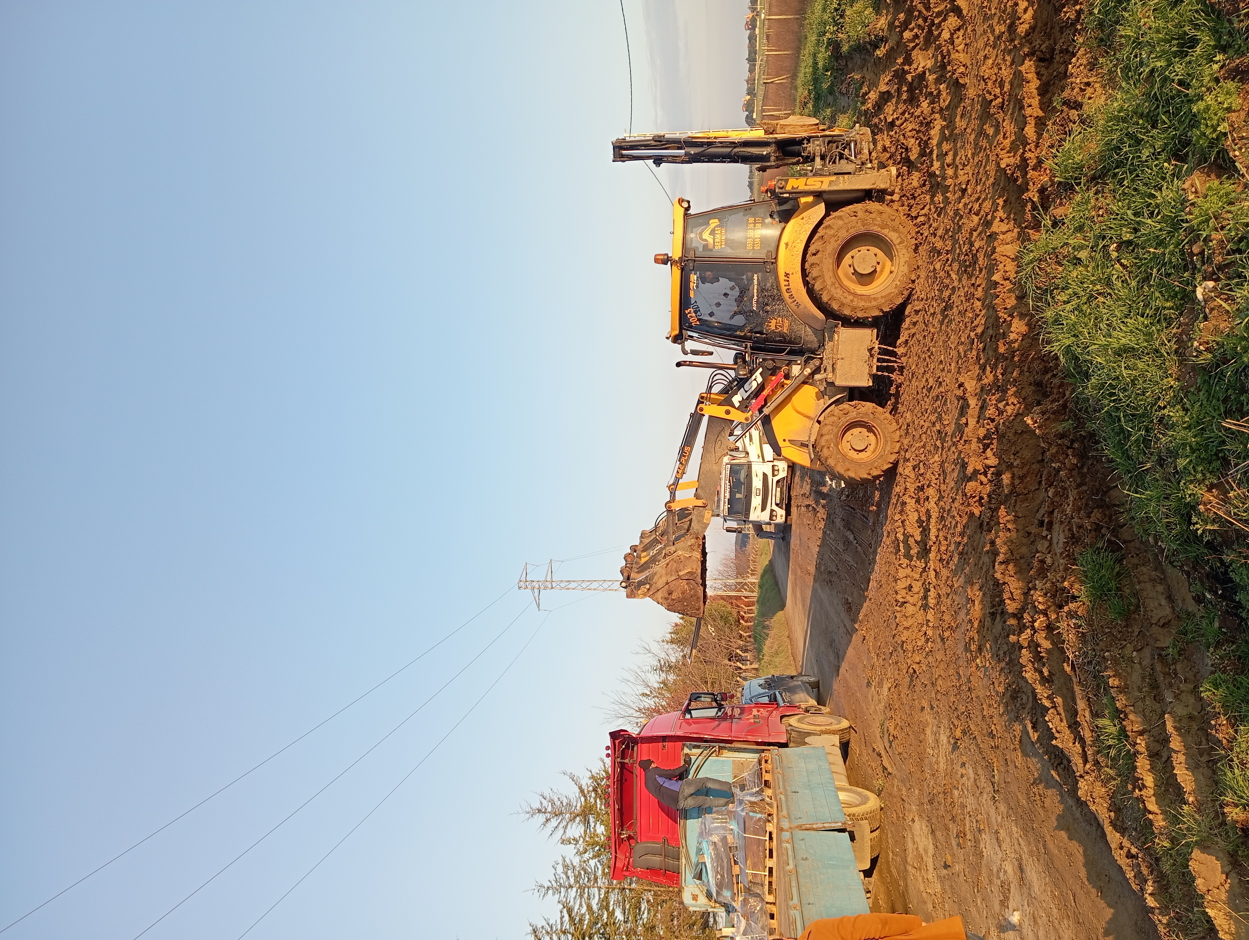 Değirmenköy hafriyat işleri kiralık kepçe