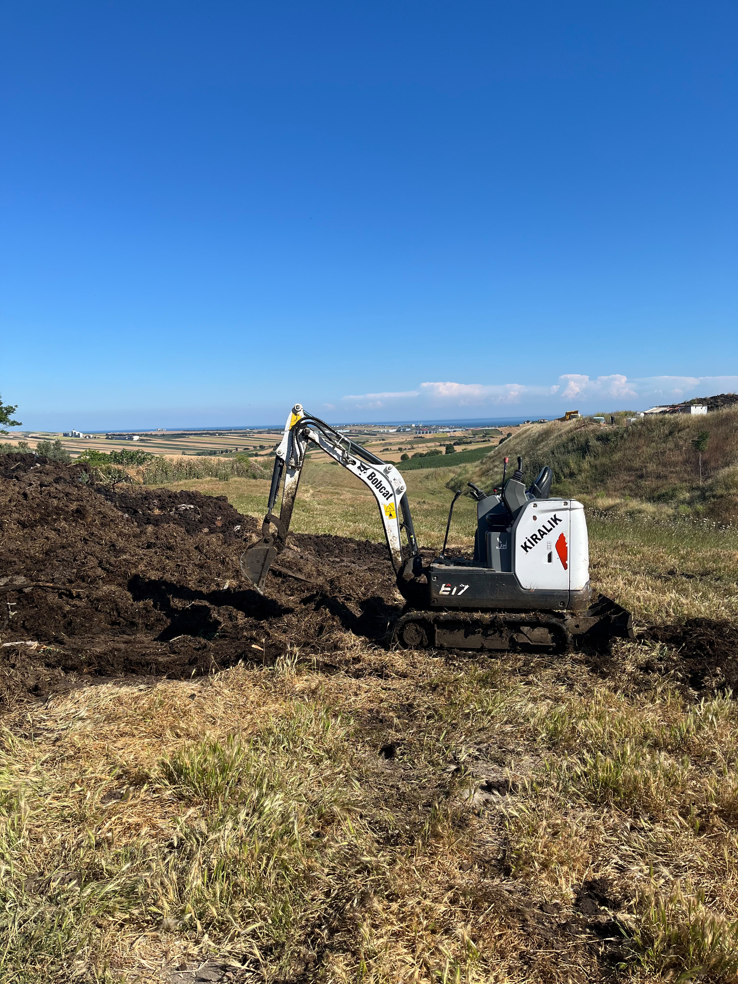 Silivri Mini kepçe Ahır temizleme